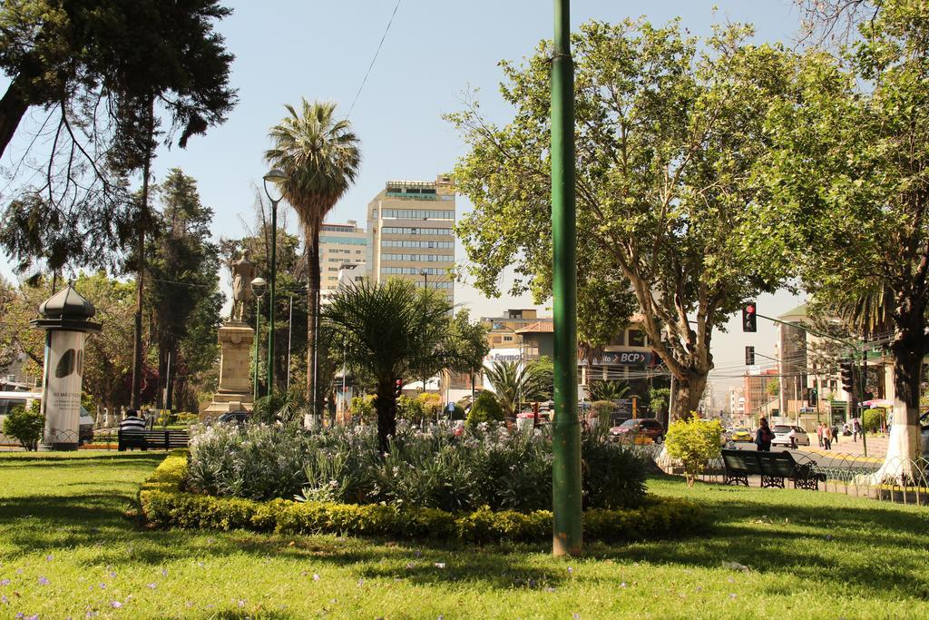 Apart Hotel Regina Cochabamba Exterior photo
